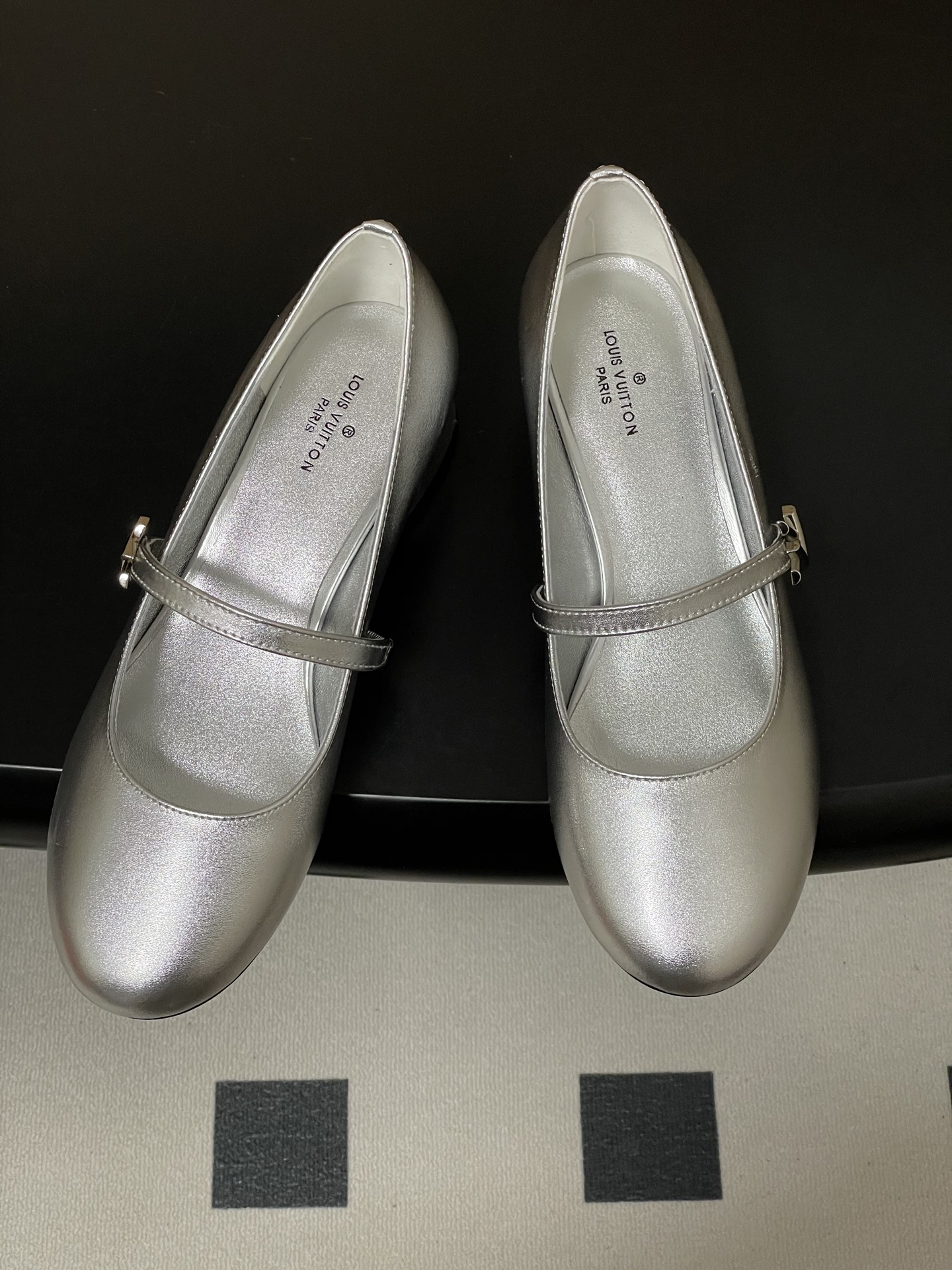 Women's high heels